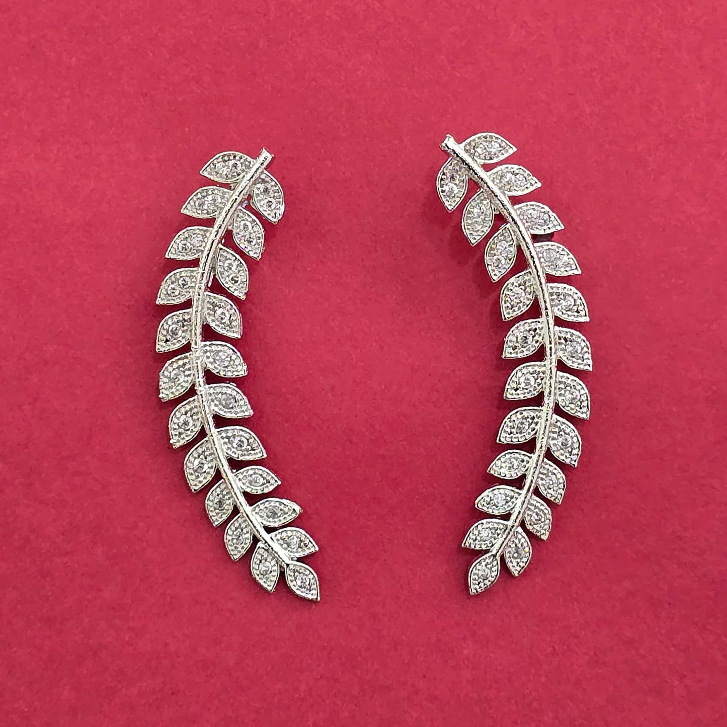 Earcuff met 2-Tone Rhodium Plating