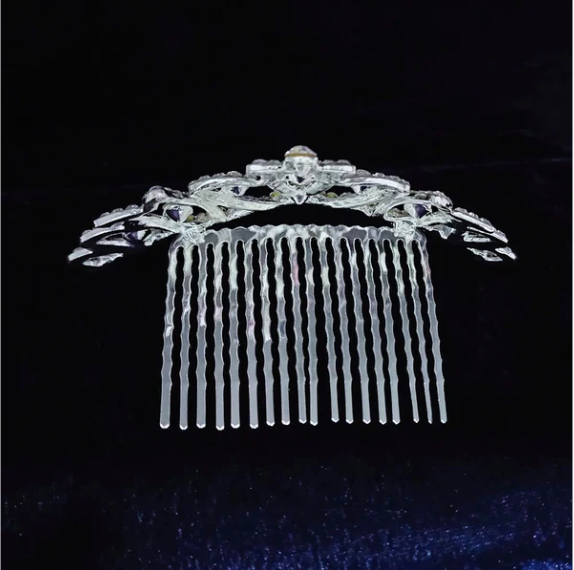 Stenen kroon/ diadeem van Austrian Stone